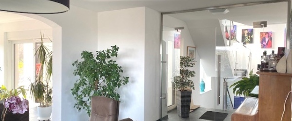 VERKAUFT ! Wohnen wie im Paradies : Luxusimmobilie mit zauberhaftem Garten in Weisenheim | optimhome Immobilien Deutschland • Kaufen & Verkaufen Bild VERKAUFT ! Wohnen wie im Paradies : Luxusimmobilie mit zauberhaftem Garten in Weisenheim