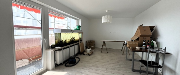 Sofort einziehen: Geräumige 4-Zimmer Wohnung mit Balkon und Stellplatz! in Hattersheim | optimhome Immobilien Deutschland • Kaufen & Verkaufen Bild Sofort einziehen: Geräumige 4-Zimmer Wohnung mit Balkon und Stellplatz! in Hattersheim