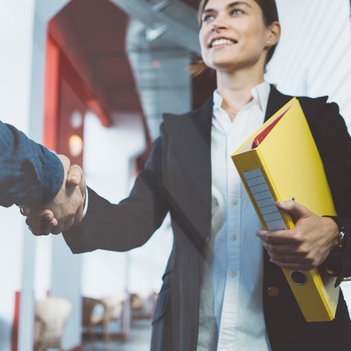 Sorgenfreies vermitteln Alle nötigen Tools und die beste Objektvermarktung. optimhome Immobilien Deutschland • Kaufen & Verkaufen Sorgenfreies vermitteln Alle nötigen Tools und die beste Objektvermarktung. optimhome Immobilien Deutschland • Kaufen & Verkaufen