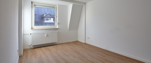 Erstbezug! Sanierte moderne 3-Zimmerwohnung - mit zusätzlicher Ausbaufläche für Homeoffice & mehr in Aschaffenburg | optimhome Immobilien Deutschland • Kaufen & Verkaufen Bild Erstbezug! Sanierte moderne 3-Zimmerwohnung - mit zusätzlicher Ausbaufläche für Homeoffice & mehr in Aschaffenburg