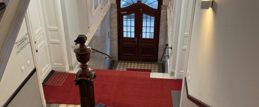Very large apartment in an historic building, 9 rooms spread over 289 sqm with elevator. in Berlin | optimhome Immobilien Deutschland • Kaufen & Verkaufen Bild Very large apartment in an historic building, 9 rooms spread over 289 sqm with elevator. in Berlin
